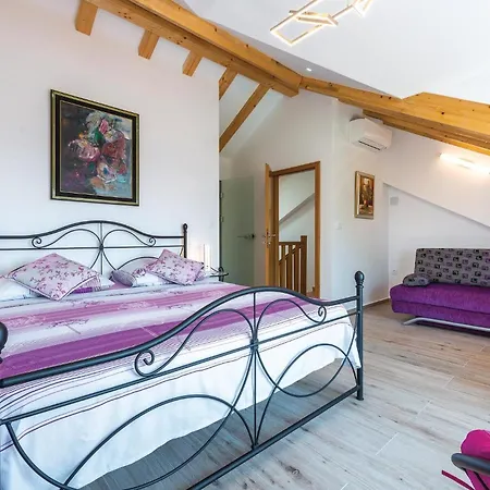 Pod Gospom Iii Hébergement de vacances Trsteno