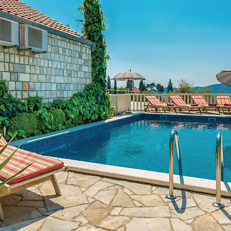 Pod Gospom Iii Trsteno