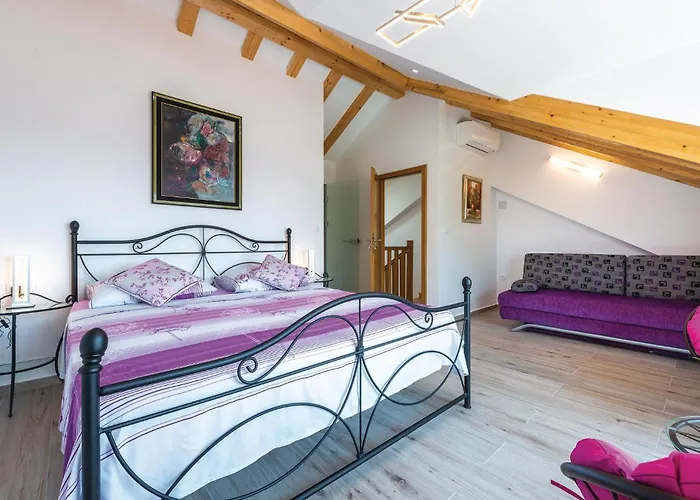 Pod Gospom Iii Holiday home Trsteno